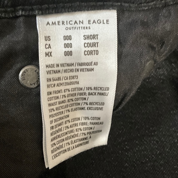 American Eagle Outfitters Black Cropped Jeans - Picture 4 of 4